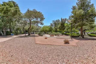 Photo #2: 2555664 Listing 