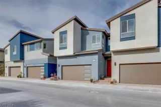 Photo #1: 2555674 Listing