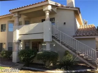 Photo #1: 2555695 Listing