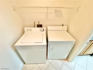 Photo #4: 2555753 Listing 