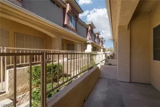 Photo #3: 2555788 Listing 