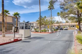 Photo #2: 2555837 Listing 