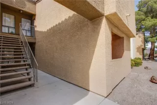 Photo #3: 2555837 Listing 