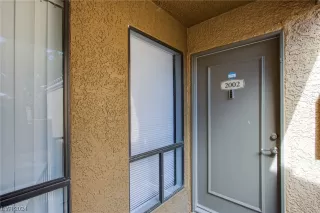 Photo #4: 2555837 Listing 