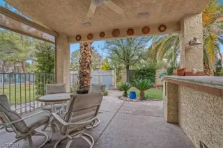 Photo #2: 2555865 Listing 