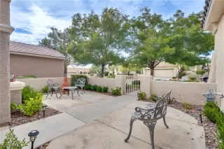 Photo #5: 2555867 Listing 