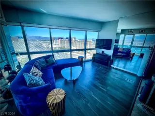 Photo #1: 2555876 Listing 