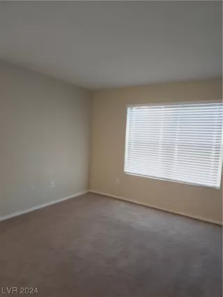 Photo #6: 2555909 Listing 