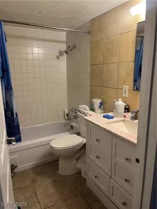 Photo #5: 2555918 Listing