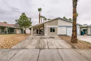 Photo #1: 2555935 Listing