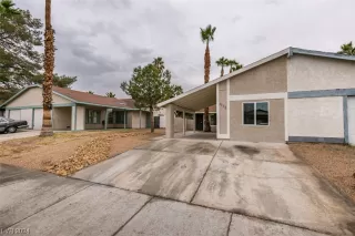 Photo #2: 2555935 Listing