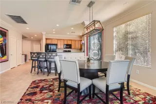 Photo #6: 2555962 Listing 