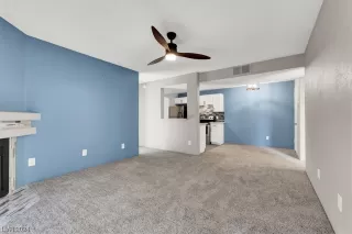 Photo #5: 2555994 Listing