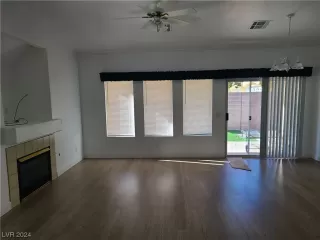 Photo #6: 2555996 Listing 