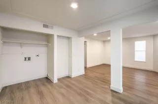 Photo #6: 2556002 Listing