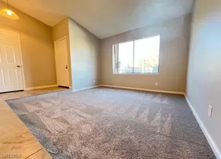 Photo #1: 2556075 Listing 