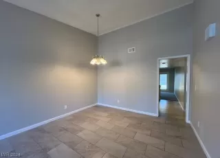 Photo #4: 2556075 Listing 