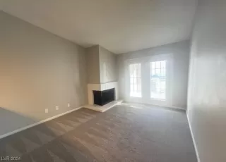 Photo #5: 2556075 Listing 