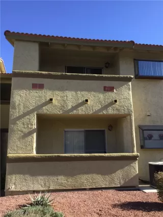 Photo #1: 2556081 Listing 