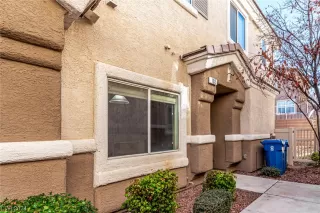 Photo #1: 2556094 Listing