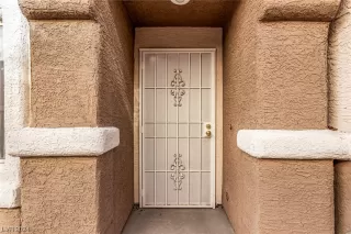 Photo #2: 2556094 Listing