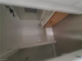 Photo #6: 2556105 Listing 