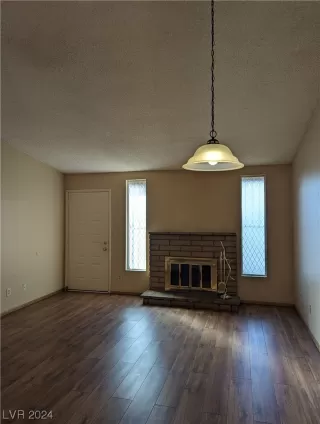 Photo #2: 2556118 Listing 