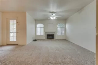 Photo #3: 2556162 Listing