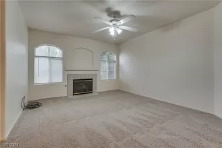 Photo #4: 2556162 Listing