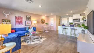 Photo #3: 2556203 Listing