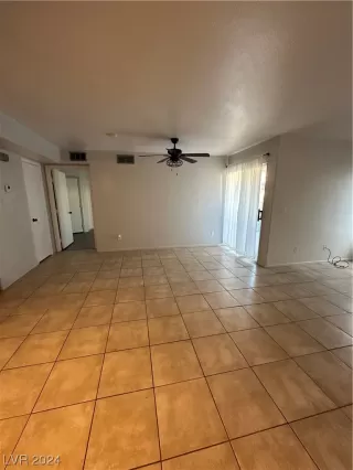 Photo #4: 2556219 Listing 