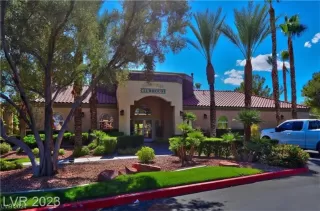 Photo #1: 2556245 Listing 