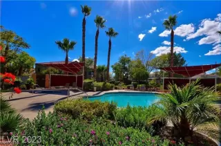 Photo #3: 2556245 Listing 