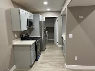 Photo #6: 2556245 Listing 