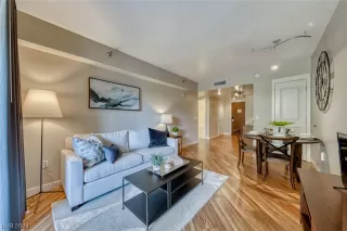 Photo #3: 2556264 Listing 