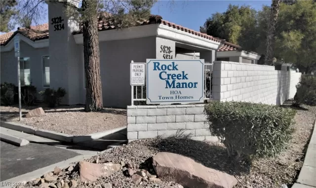 MLS: 2556267 Condo For Sale