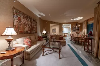 Photo #4: 2556286 Listing 