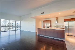 Photo #3: 2556323 Listing 