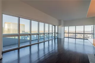 Photo #4: 2556323 Listing 