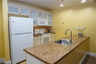 Photo #1: 2556328 Listing