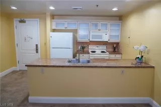 Photo #2: 2556328 Listing