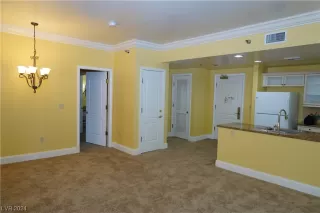 Photo #4: 2556328 Listing