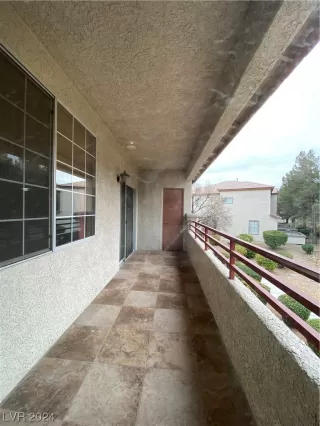 Photo #1: 2556330 Listing 