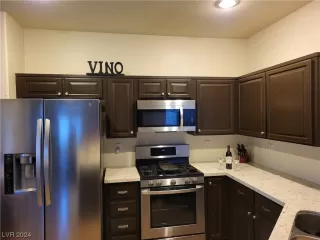 Photo #4: 2556341 Listing 