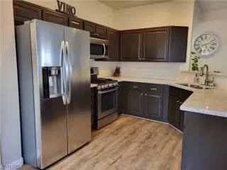 Photo #5: 2556341 Listing 