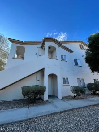 Photo #2: 2556344 Listing 