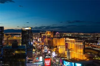 Photo #1: 2556362 Listing 