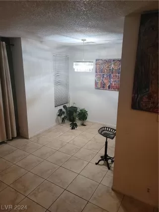 Photo #3: 2556367 Listing 