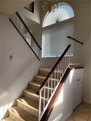 Photo #6: 2556367 Listing 