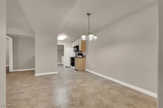 Photo #6: 2556378 Listing 